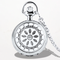 Montre Pendentif Femme Fleur Blanche